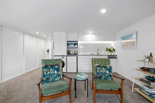 Amaroo - poolside studio near Pukekura Park, New Plymouth (foto 7)
