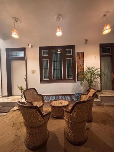 Ekaya- A Peaceful 1 Bedroom Home near Pushkar Lake - image 2