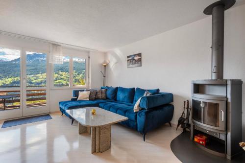 Panoramic View with Balcony, Fireplace and Parking in 布里恩茨倫策海德