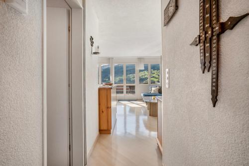 設施, Panoramic View with Balcony, Fireplace and Parking in 布里恩茨倫策海德