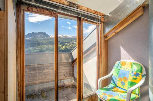 周邊環境, Panoramic View with Balcony, Fireplace and Parking in 布里恩茨倫策海德