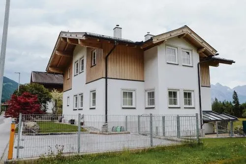 Das Haus am Waldsee in Maishofen, Österreich