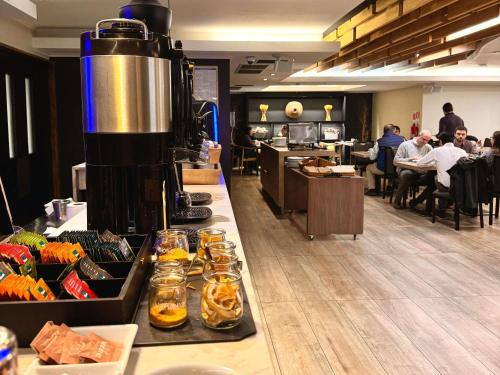 Đồ ăn và thức uống, Hotel Costanera Concepcion in Concepcion