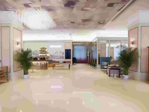 Bar/lounge, Mercure Wuhan Yangluo in Xinzhou District
