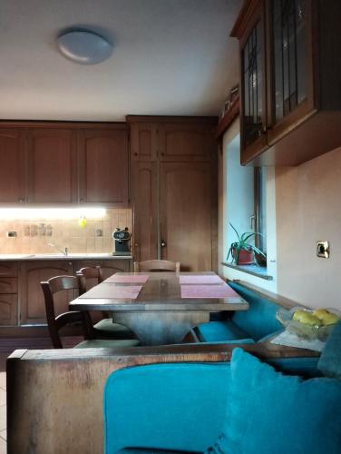 مطبخ, Trilocale Freita Myholidaylivigno in Teola