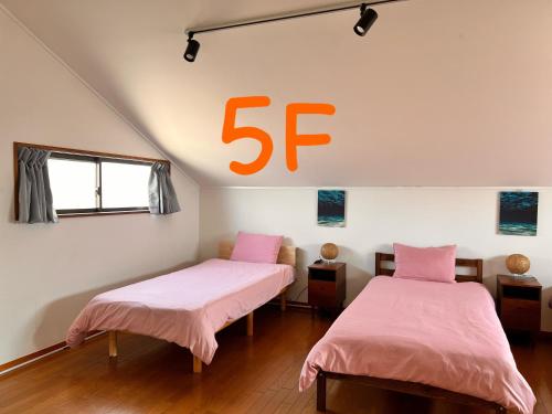 Guest House WA - Hostel Room Type - Economy Quadruple Room with Shared Bathroom