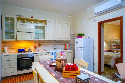 кухня, Vivolo Bed&Breakfast in Баньолі-Ірпіно