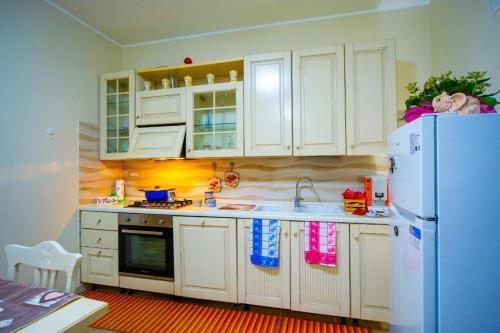 кухня, Vivolo Bed&Breakfast in Баньолі-Ірпіно
