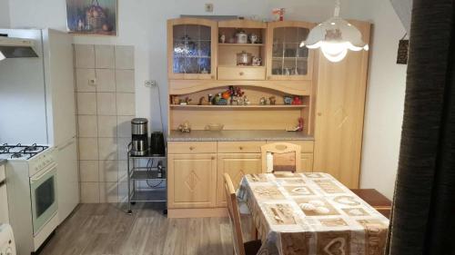2 bedrooms, 2 beds