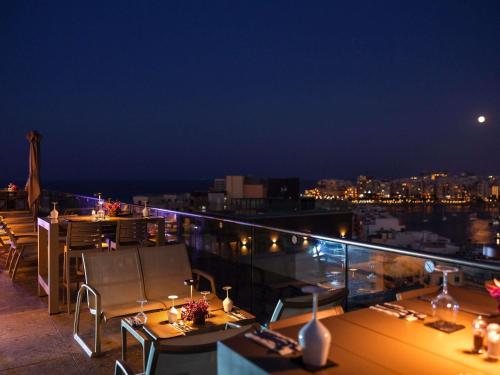 Étterem, Mercure St. Julian's Malta in St. Julian's
