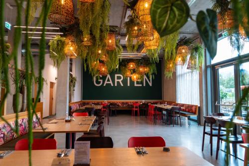 อาหารและเครื่องดื่ม, FIRMAMENT Hotel in แรงค์วีล