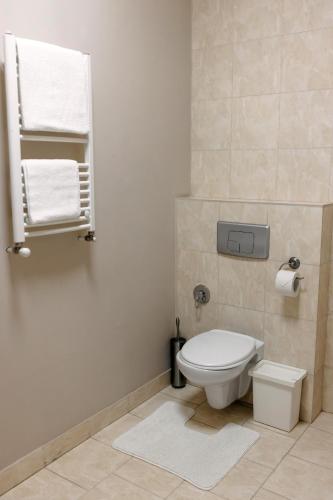 Summit Villa - main image