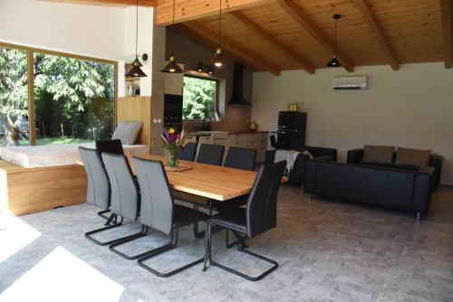บริการและสิ่งอำนวยความสะดวก, Apartmán Farma Byzhradec (Apartman Farma Byzhradec) in โวเดราดี