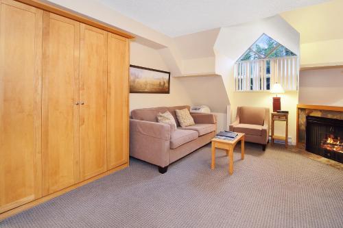 Whistler Village Centre by Elevate Vacations
