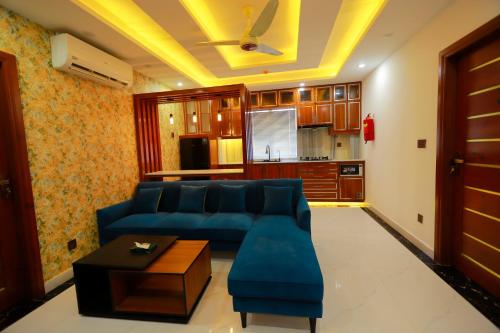Qinwan Hotel & Suites - image 9