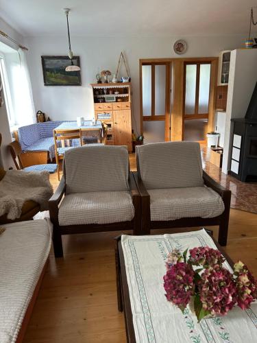 Chalupa na konci světa Světlá (Chalupa na konci sveta Svetla) in ฮอตกา