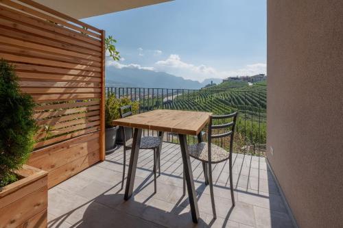 Apartment with terrace - Monte Ponente