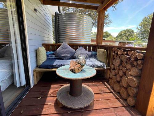Belgravia Bungalow-Hear the Ocean, See the Stars in Old Bar