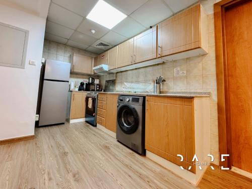 Rare Holiday Homes - Near Circle Mall - Lavender 1 - R309 - Jumeirah Village Circle, Дубай (фото 9)