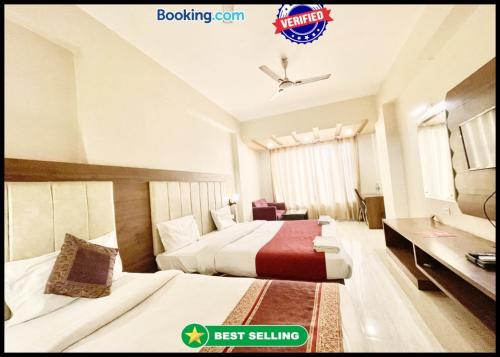 Hotel - RUDRAKASH - RD DIVINE - Near Shree Kashi Vishwanath Temple - Free Wi-Fi & Fully Air Conditioning Hotel In Pricious Location In Varanasi