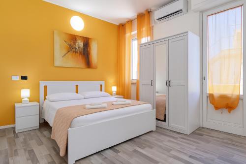  Iris Rooms in Cagliari
