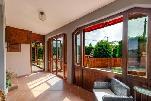 Villa Asia Deluxe in คาสติลีออเน เดล ลาโก