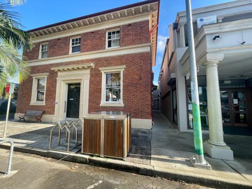 Women Only Guesthouse - Dorroughby