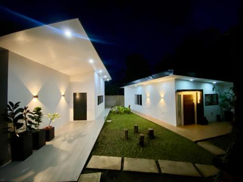 Unica Hija Hometel by TahZora – khách sạn tại Valencia