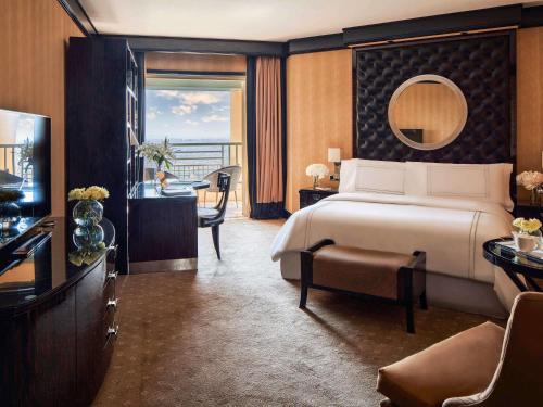 Fairmont Nile City