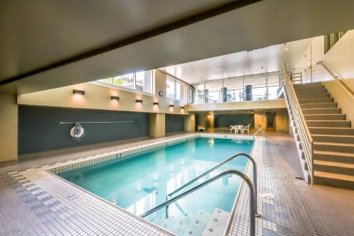 Newmark Tower - image 11