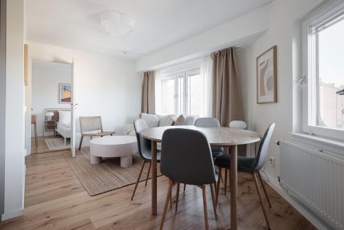 Top-floor modern flat in SoFo, Stockholm (photo 9)