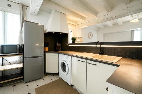Grace Even's Loft - Charme Medieval & Confort Moderne - Wi-Fi Fibre, Netflix & Cuisine Equipee - Sej in Égligny
