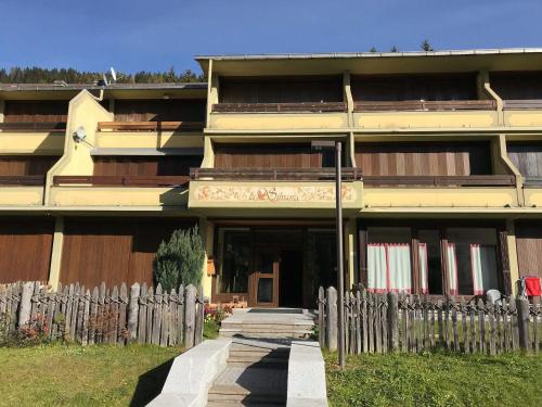 Exterior view, Silvana 07 Charme Studio MhD in Madonna di Campiglio City Center