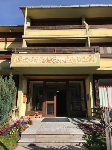 Exterior view, Silvana 07 Charme Studio MhD in Madonna di Campiglio City Center