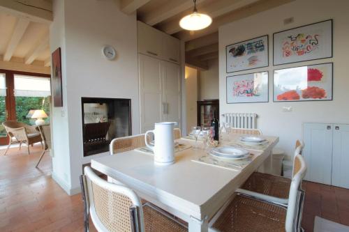 廚房, Calicantus, Verona, Pool, Wifi in 科隆諾拉艾科利