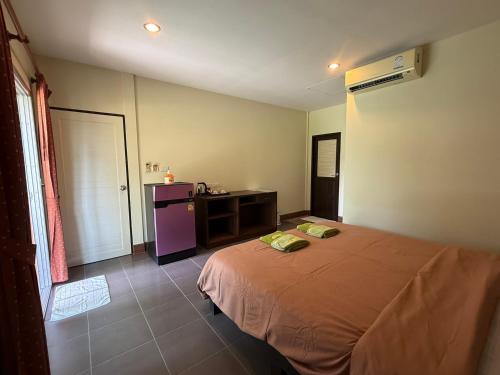 room detail thumbnail 0