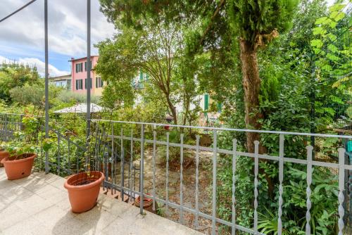 Balcony/terrace, La Margherita by MMega in Coverciano