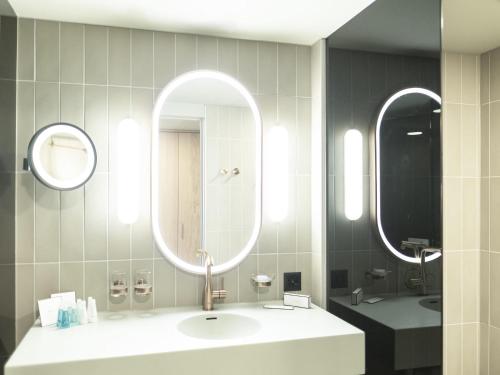 Swiss Advantage King bed Room with Balcony