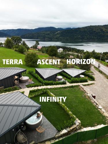 Amumi Lacul Bicaz - Casuta Infinity in Hanul Ancuței