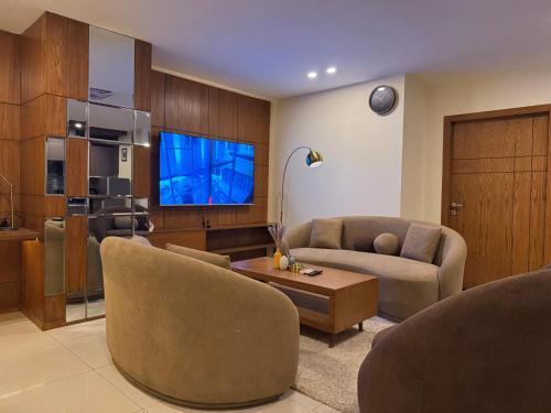 The Skyluxe Designer Suite with Rooftop Pool - image 11