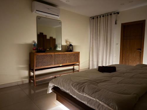 The Skyluxe Designer Suite with Rooftop Pool - image 3
