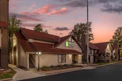 ทัศนียภาพภายนอกโรงแรม, MainStay Suites Springfield South - Battlefield Rd in สปริงฟิลด์ (MO)