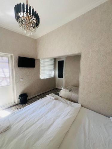 Guesthouse Anora 5, Three minutes walk from Registan Square, The very Center of Samarkand, Samarkand (foto 8)