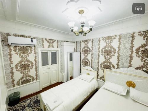 Guesthouse Anora 5, Three minutes walk from Registan Square, The very Center of Samarkand, Samarkand (foto 10)