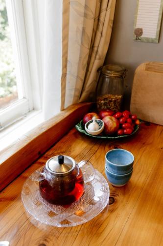 Food and beverages, amelie, urban retreat awaits in Nelson South