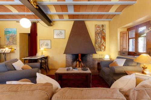 Közös társalgó / TV, Can Sisó, Masia Completa (Can Siso, Masia Completa) in Crespia