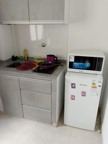 EmBruHadas Violet in Barrio Alto Padilla