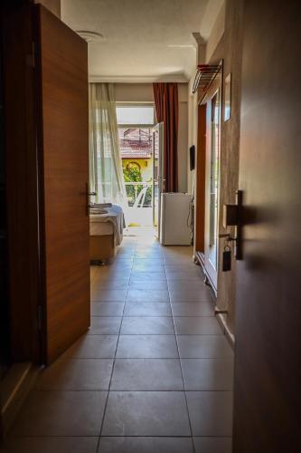 Özden Pansiyon (Ozden Pansiyon) in Burhaniye