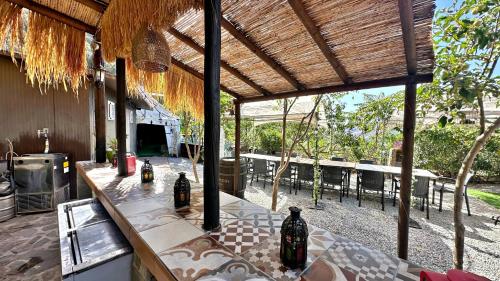 Villa Malaga con Jacuzzi Piscina vallada Barbacoa By AndaraHolidays in Sayalonga