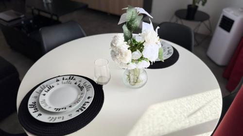 T2 Cosy La-Haut a Creteil Netflix & WiFi Fibre in Creteil